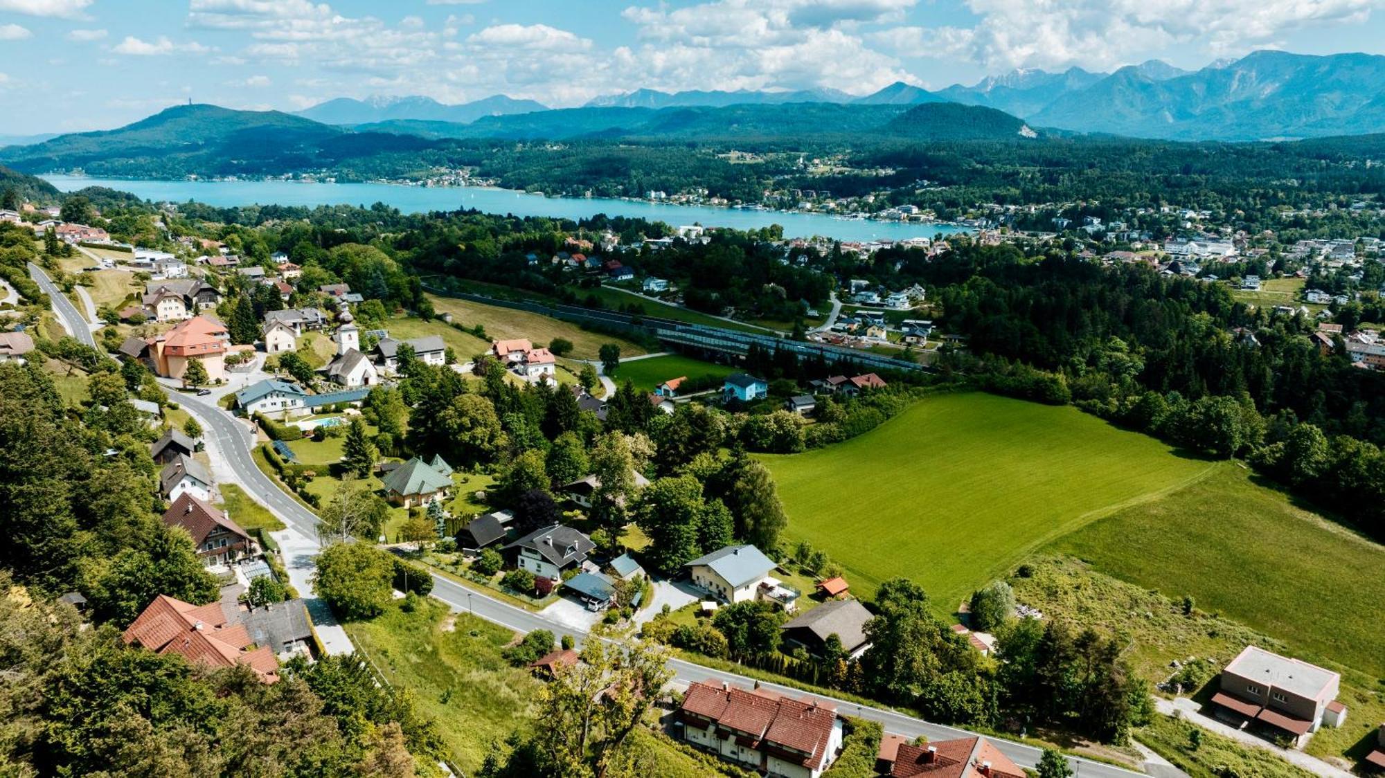شقة Schwalbennest Velden فيلدين ام ورثرسي المظهر الخارجي الصورة